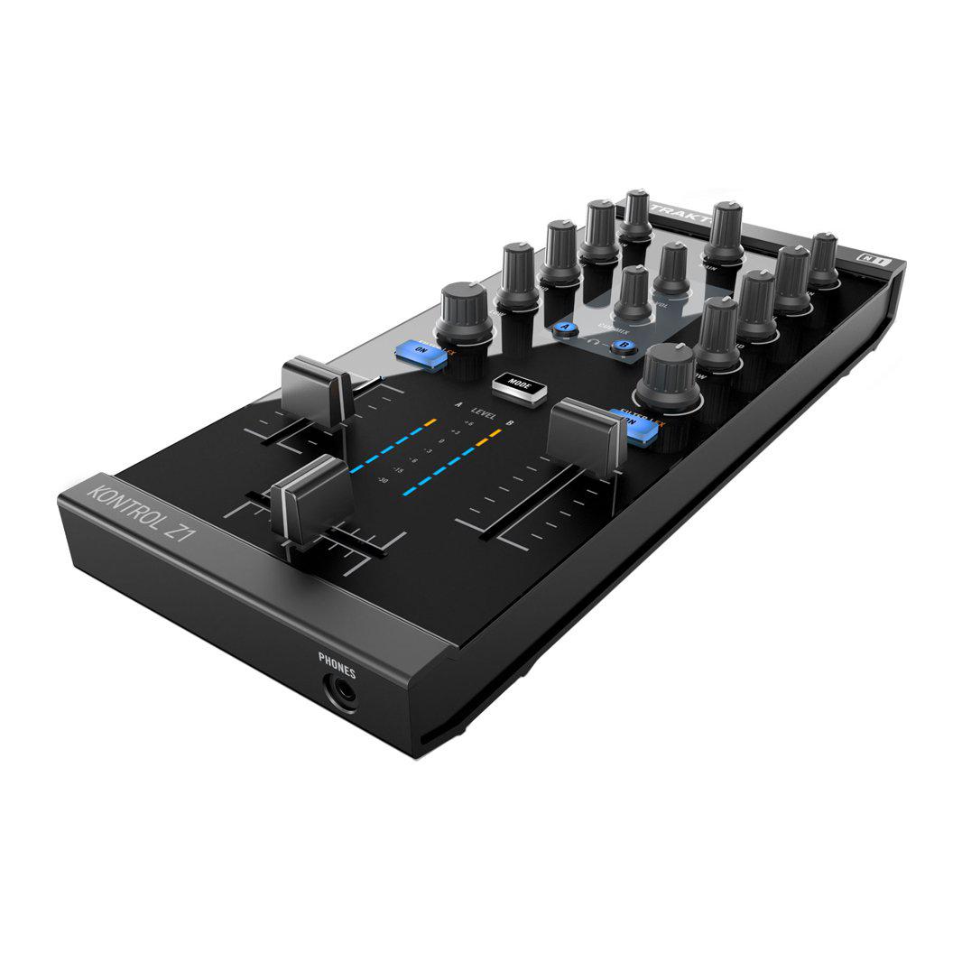 Native Instruments - Traktor Kontrol Z1 con Funda_19