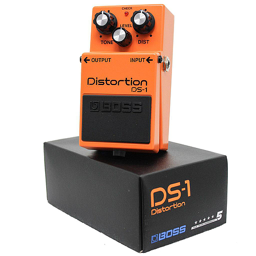 Boss - Pedal Compacto de Distorción Mod.DS-1